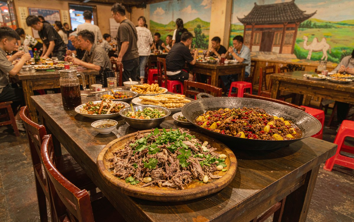 昌吉昌吉餐饮小程序怎么选？一套系统把点餐、会员、外卖理顺