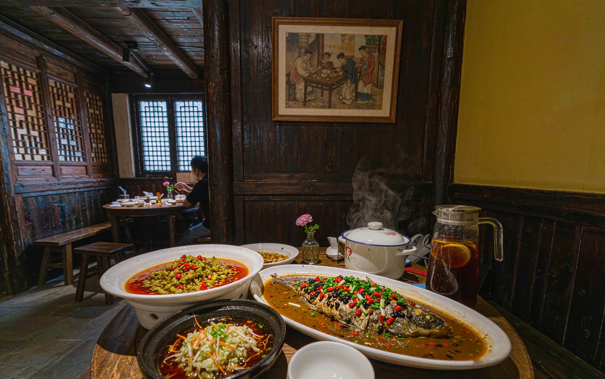 马鞍山马鞍山餐饮小程序怎么选？一套系统把点餐、会员、外卖理顺